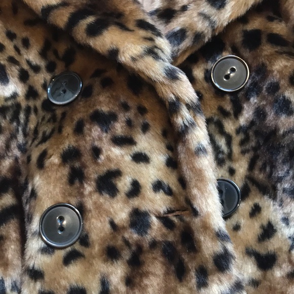 💛Faux fur leopard cropped jacket from LOFT🐆 - Picture 5 of 8